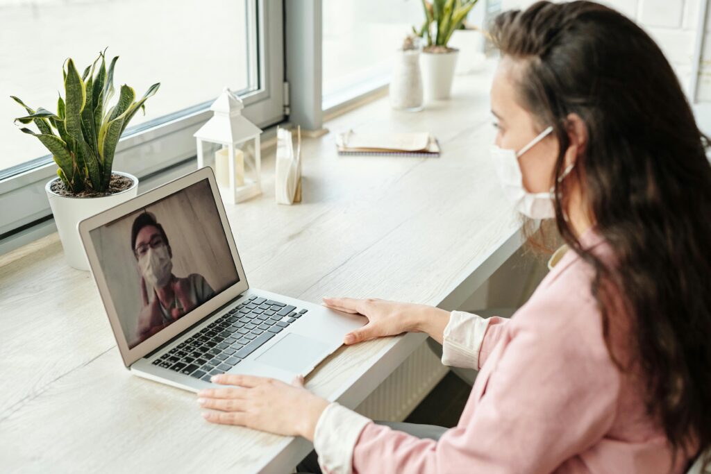 Telemedicina como Aliada da Produtividade: Menos Afastamentos e Mais Agilidade